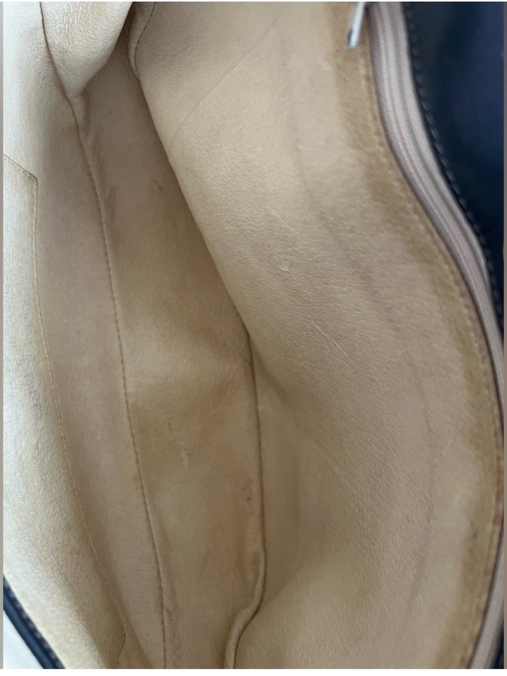 Gucci Quilted Crossbody/Shoulder Bag - Picture 14 of 15